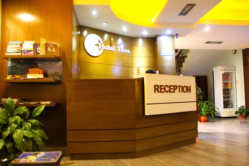 Hotel Tara Pokhara Esterno foto